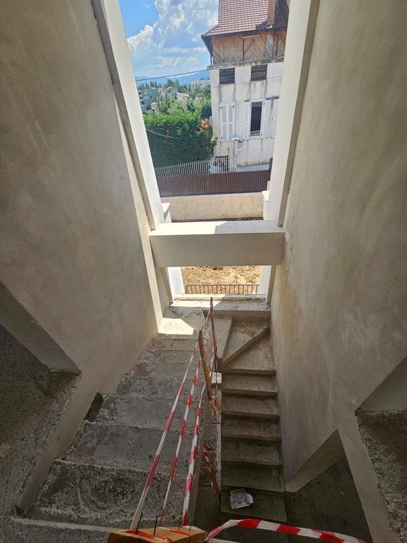VILLA MODERNA IN VENDITA – MJULL -BATHORE, TIRANA!