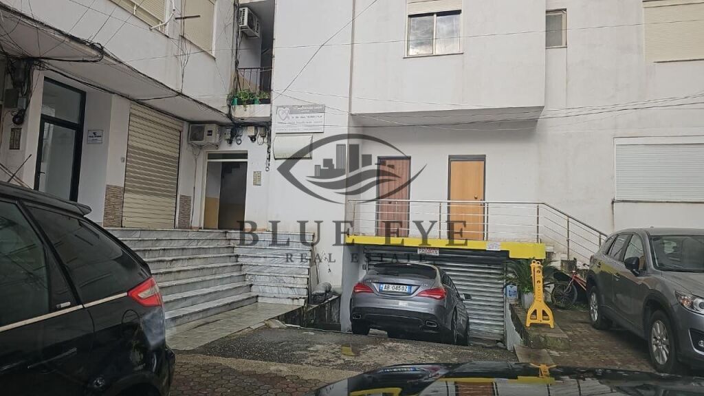 Garage in Vendita nel Quartiere 4