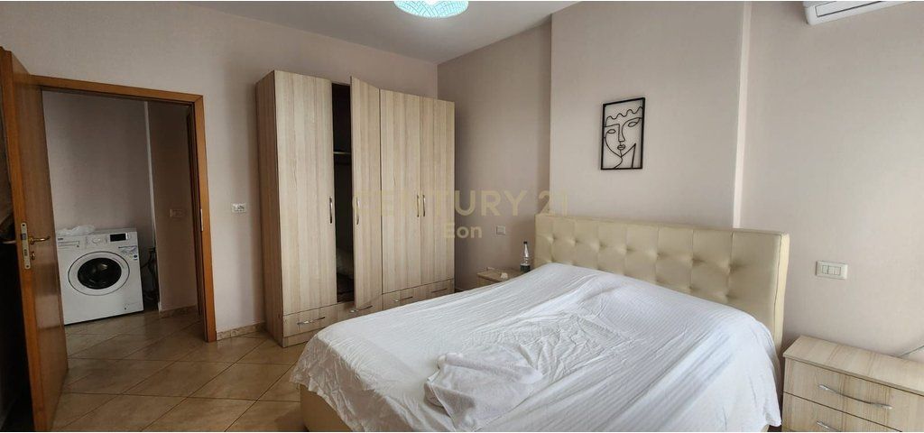 FOR RENT APARTMENT 3+1+2 NEAR THE PORT !