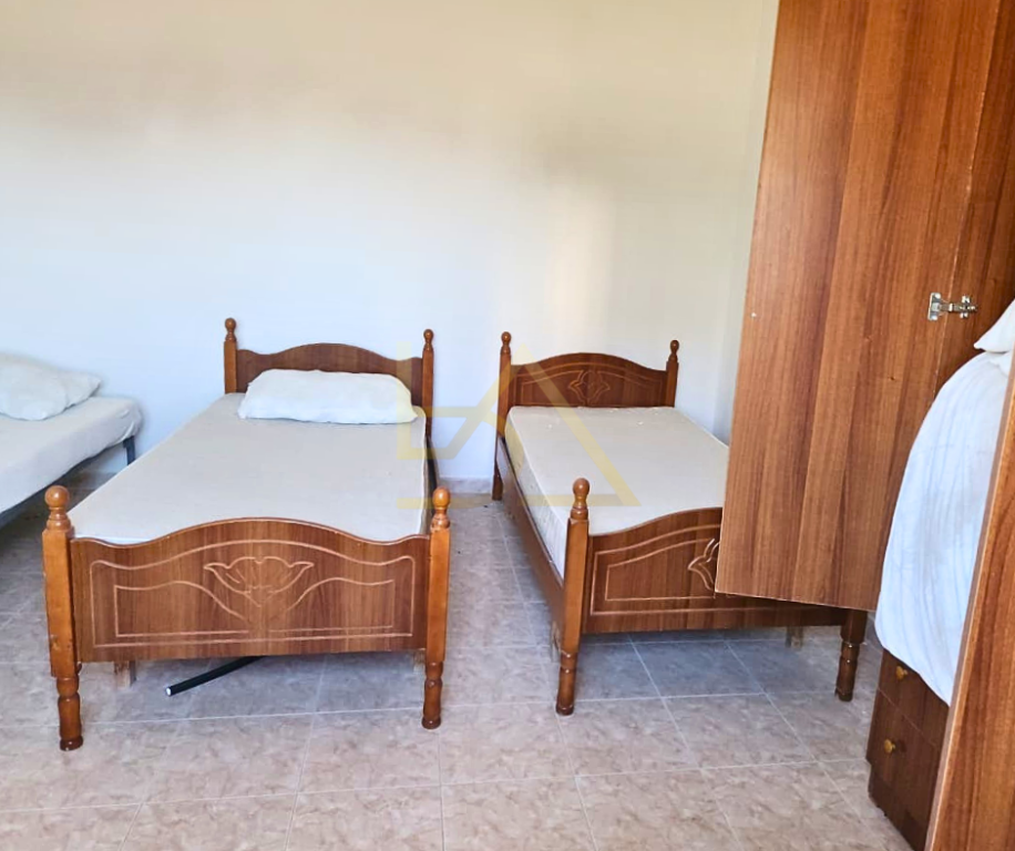 Vendesi Casa Privata + Terreno – Hamallaj, vicino a Vala Mar Residence