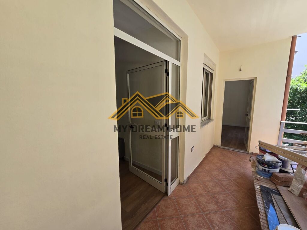 VENDESI APPARTAMENTO 2+1 SPIAGGIA ILIRIA DURRËS