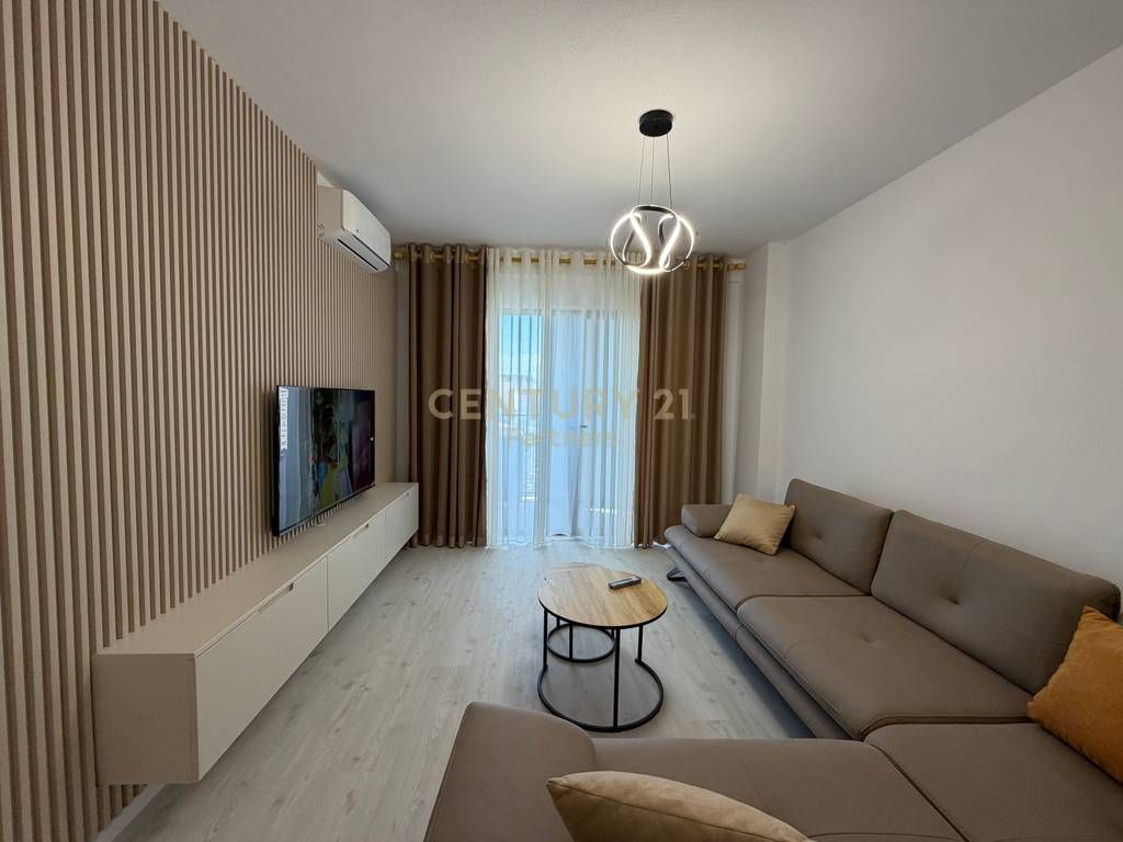 FOR RENT 2+1+STORAGE APARTMENT IN KOMBINAT!