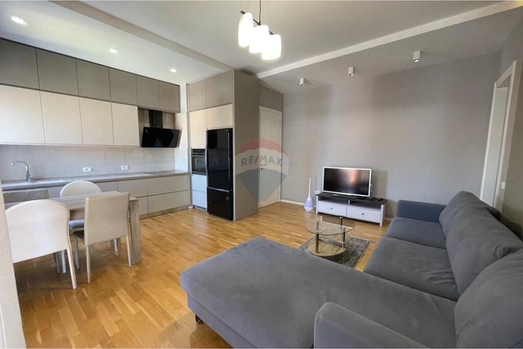 Apartament - Për Qira - Kompleksi Delijorgji, Tiranë(ID: 530171038-1594)