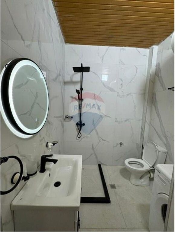 Jepet me qira apartament 1+1 te Shallvaret