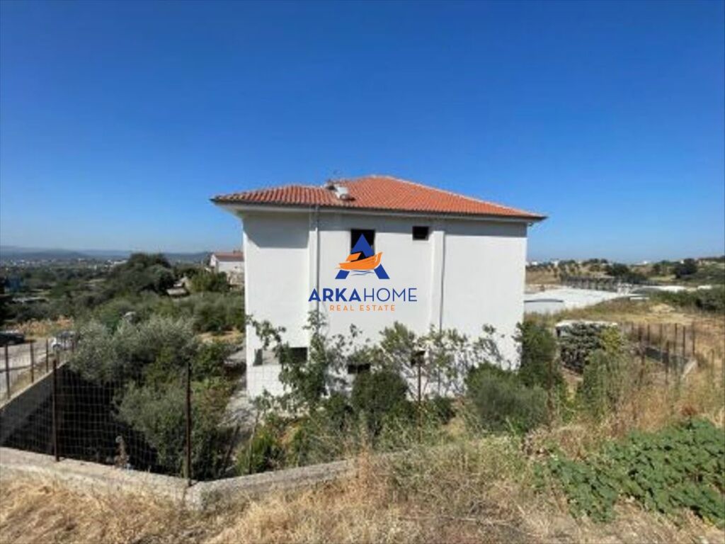 SHITET VILË 3 KATËSHE "NË FARKE" 700.000 EURO