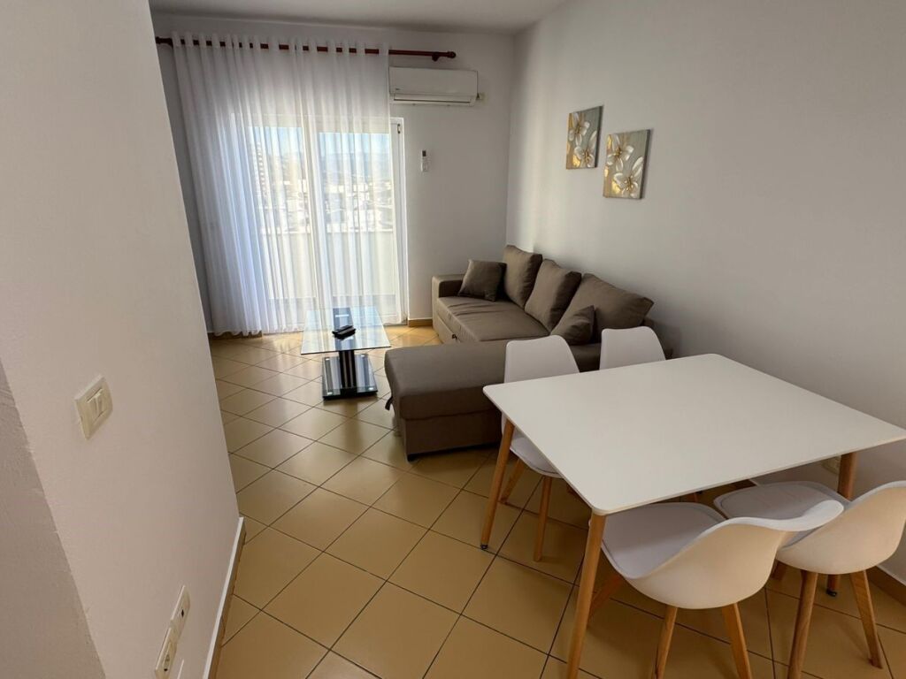 🏡 VENDESI APPARTAMENTO 1+1 PRESSO ERMIRI PALACE – SHËNGJIN 🌊