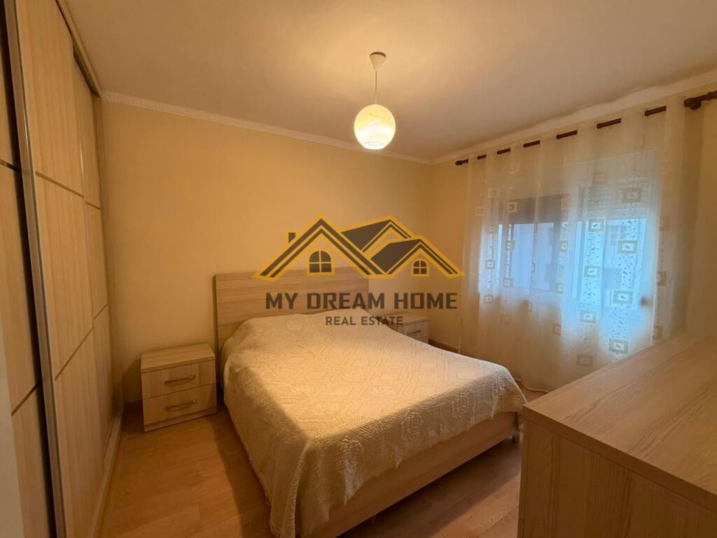 JEPET ME QIRA APARTAMENT 1+1 TEK RRUGA E RE E PORTIT!