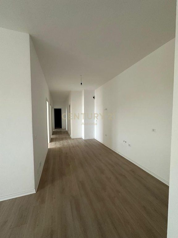 3+1+2 apartment for sale in the Grand Gallery complex, Yzberish.