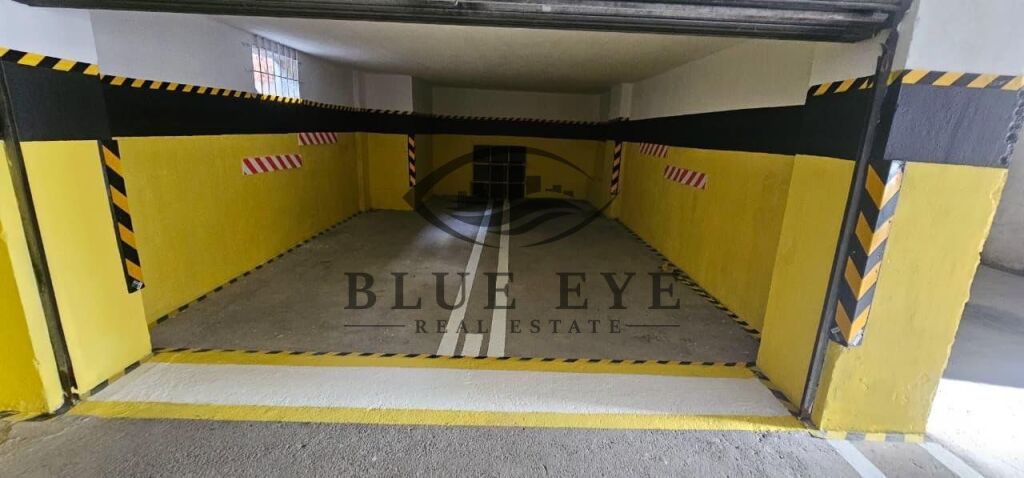 Garage in Vendita nel Quartiere 4