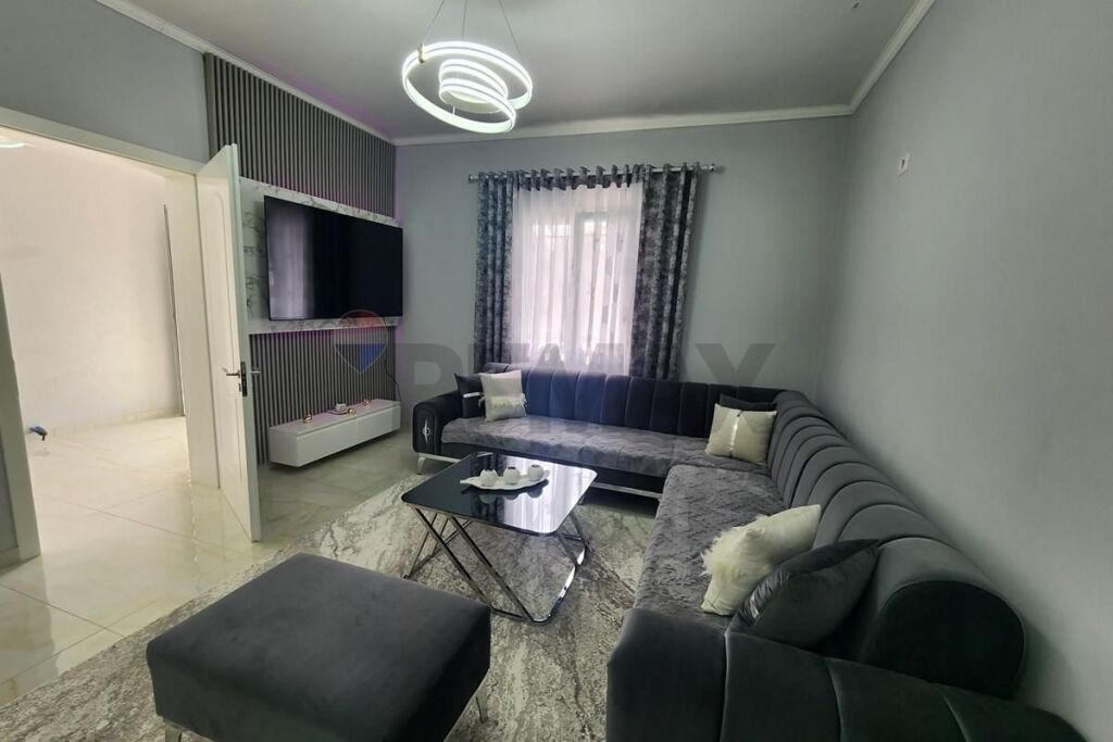 Private house - For Sale - Balldre i ri, Lezhë