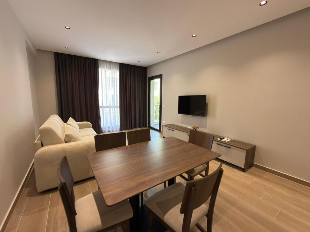 Apartament 1+1 per qera ,Lungomare Vlore