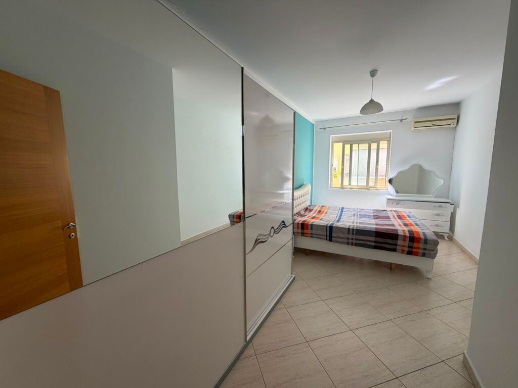 Affittasi appartamento 2+1 vicino al lago secco