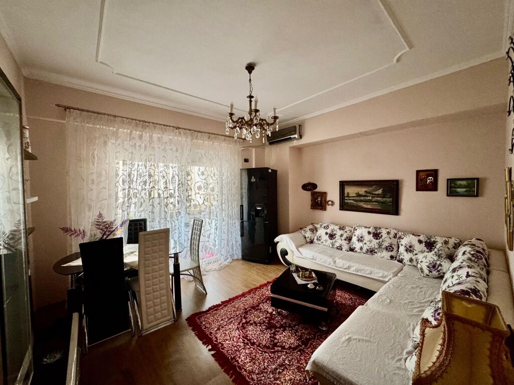 Apartment 2+1 for Rent at Big Market Eleonora
