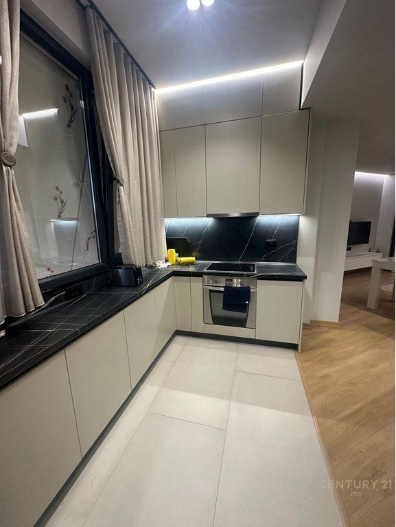 Apartment 1+1 for rent on Sulejman Delvina street!