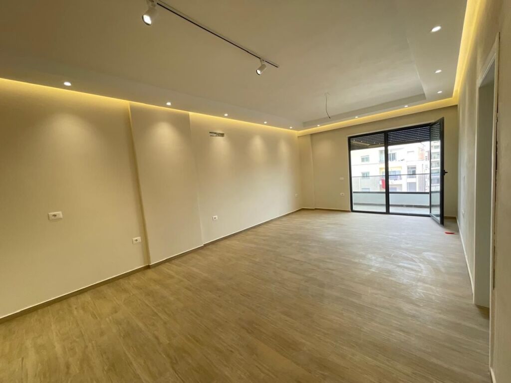 Apartment 2+1 in Vlore