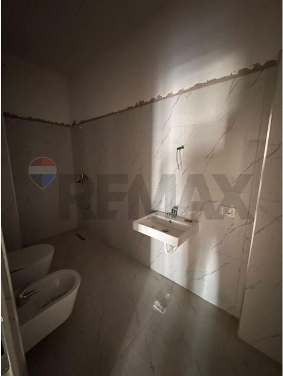 Shesim Apartament 2+1+2 tek Rezidenca Porta Tirana e Re