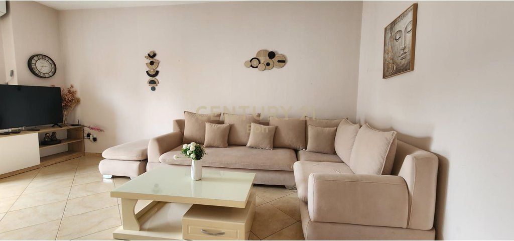 FOR RENT APARTMENT 3+1+2 NEAR THE PORT !