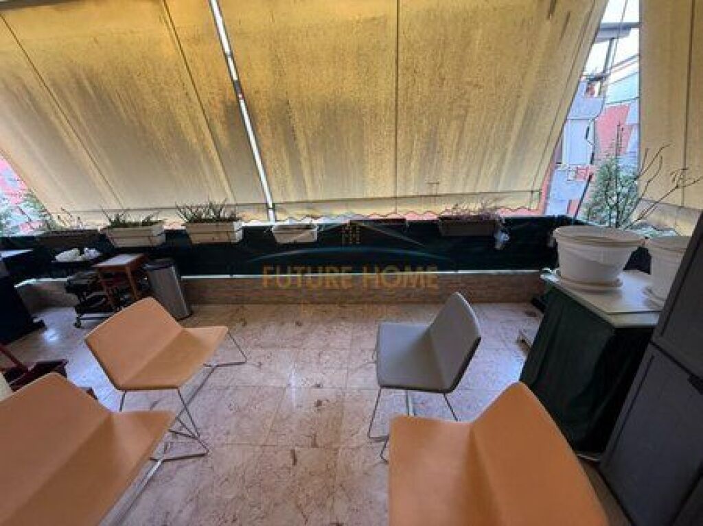 For sale, Apartment 3+1+2+Garage+Storage, Dry Lake, Tirana