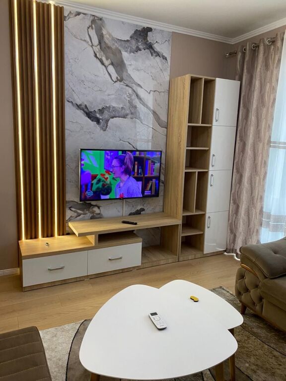 Jepet me Qera Apartament 1+1 në Astir