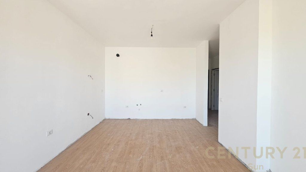 VENDESI APPARTAMENTO 2+1 NELLA RESIDENZA MIRABELLA NELLA ZONA DI OXHAKU