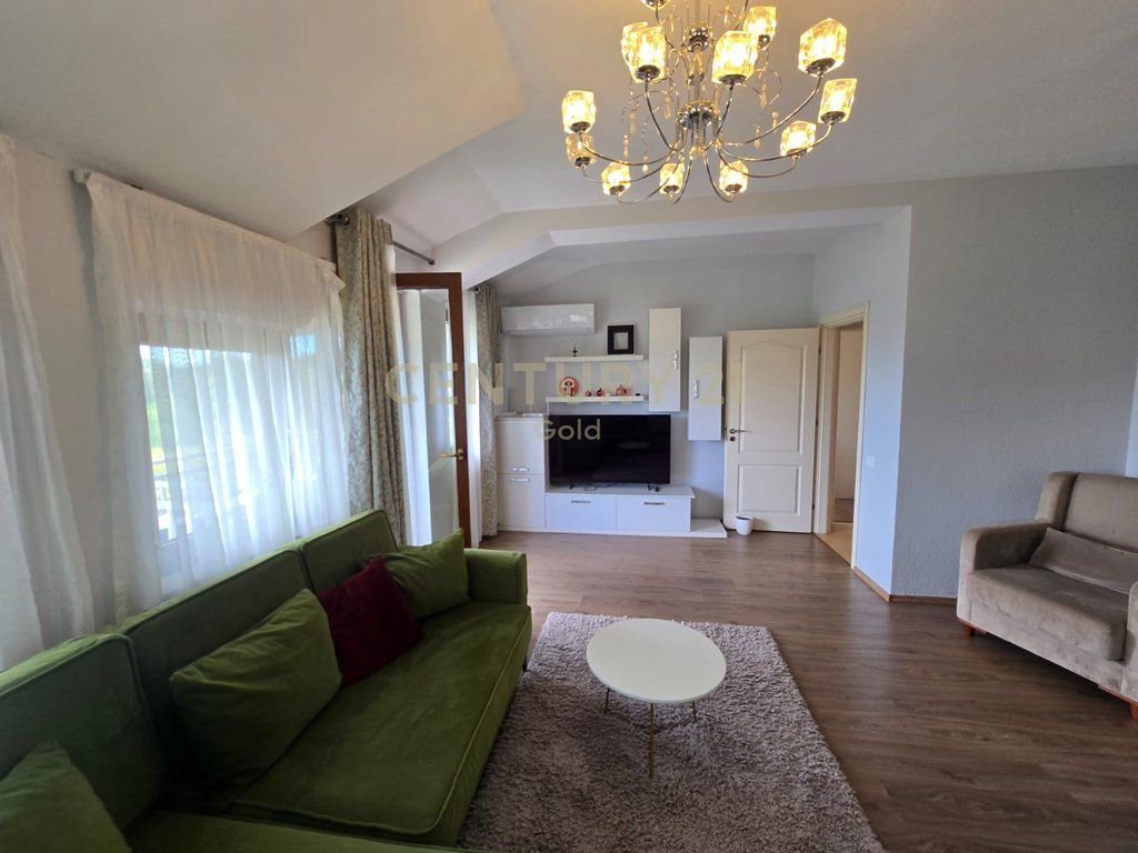 APPARTAMENTO IN AFFITTO AL LAGO DI TIRANA. 900 € /Mese