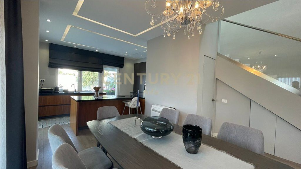 VENDIAMO, VILLA PREMIUM con PISCINA, RESIDENZA KODRA E DIELLIT 2
