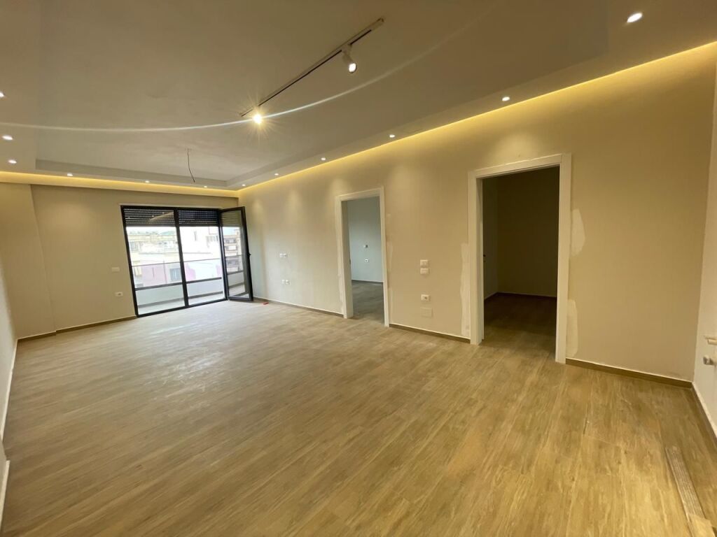 Apartment 2+1 in Vlore