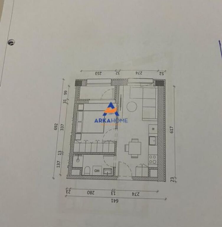VENDESI APPARTAMENTO 1+1 "KADIU, ALI DEM" 80800 EURO