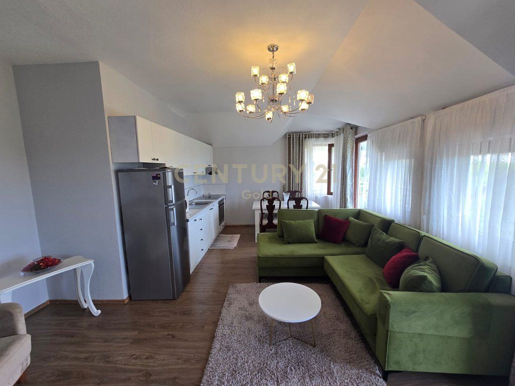 APPARTAMENTO IN AFFITTO AL LAGO DI TIRANA. 900 € /Mese