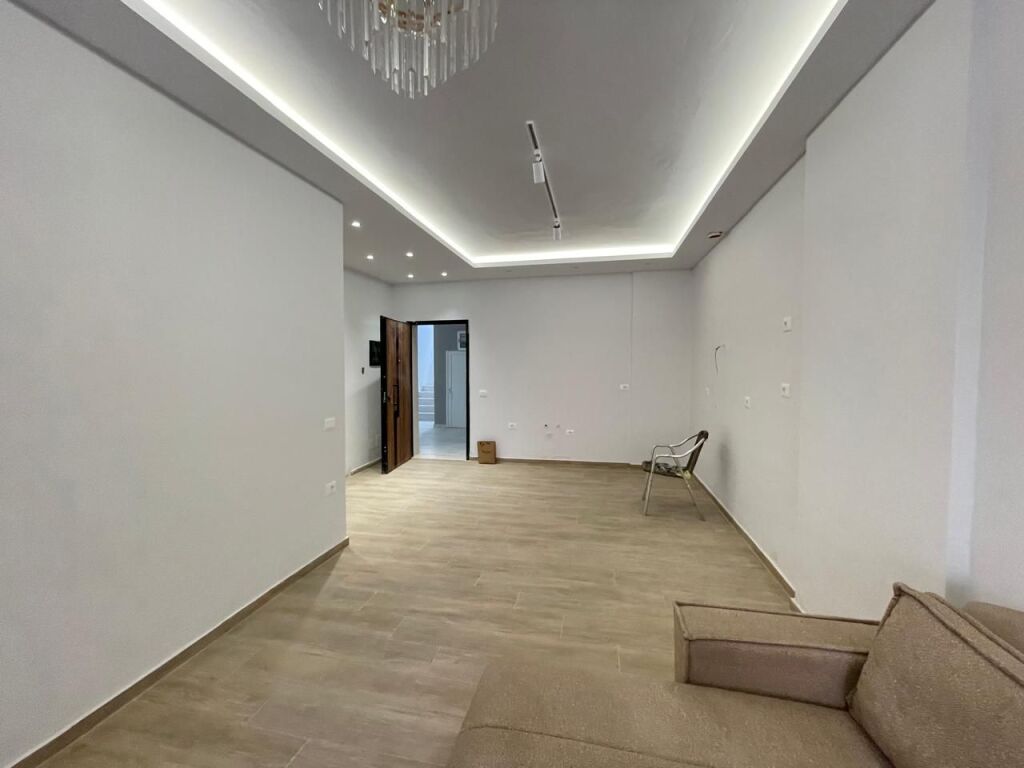 Apartment 2+1 in Vlore