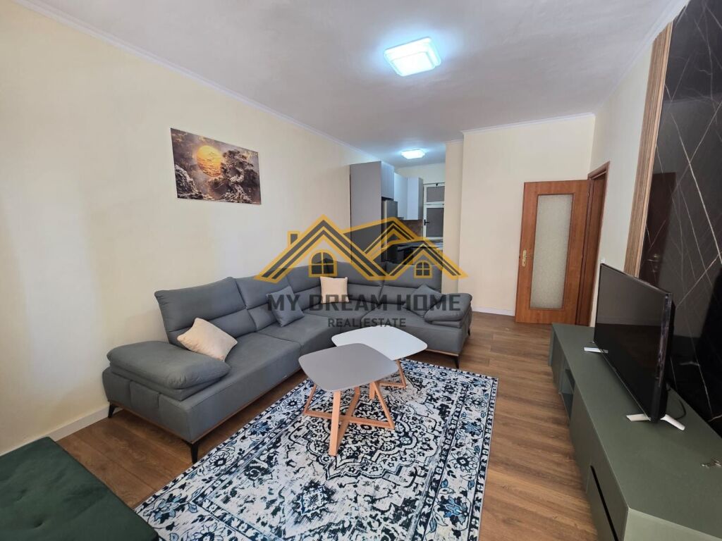 VENDESI APPARTAMENTO 2+1 SPIAGGIA ILIRIA DURRËS