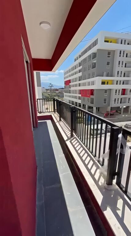 VENDESI APPARTAMENTO 2+1+2 A UNIVERS CITY