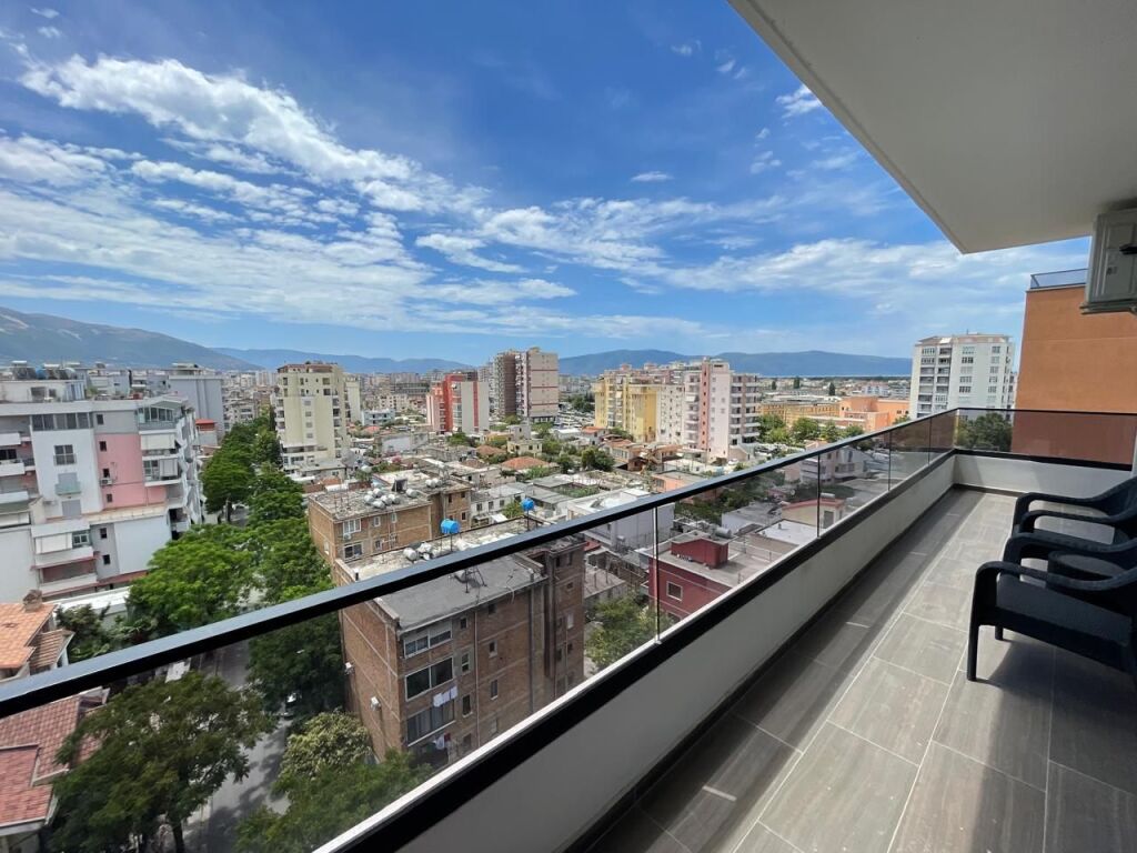 Luxe Apartament 2+1 me qira në Vlorë