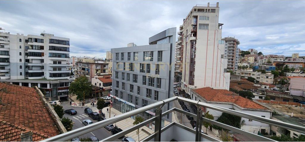 FOR RENT APARTMENT 3+1+2 NEAR THE PORT !