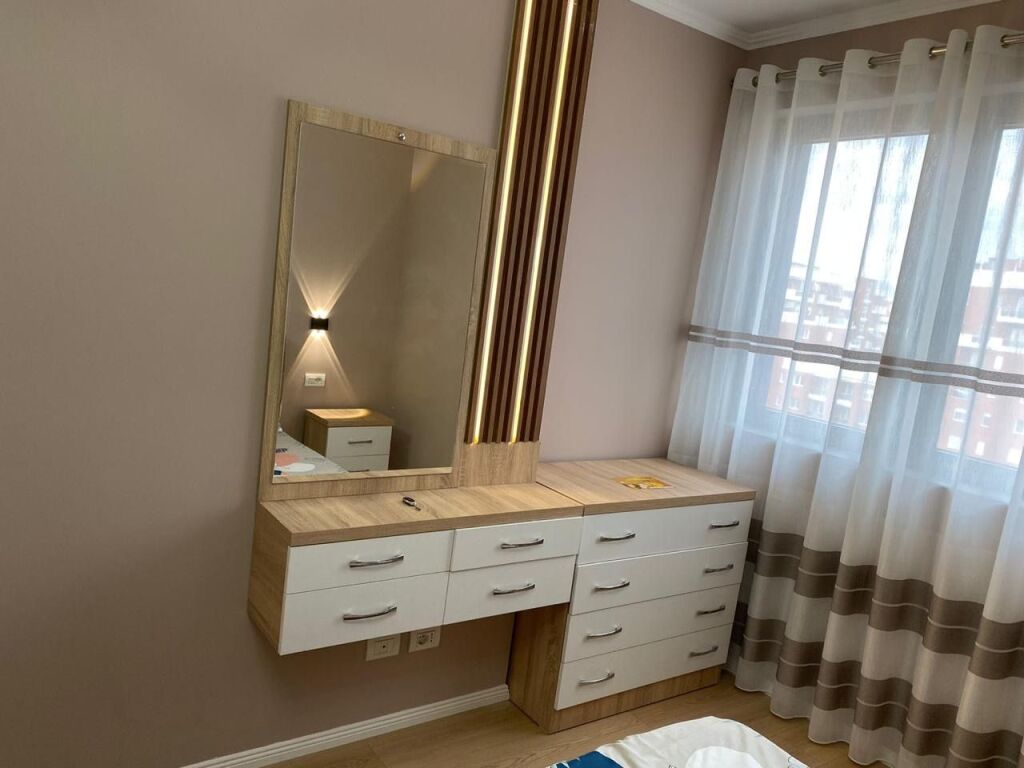 Jepet me Qera Apartament 1+1 në Astir