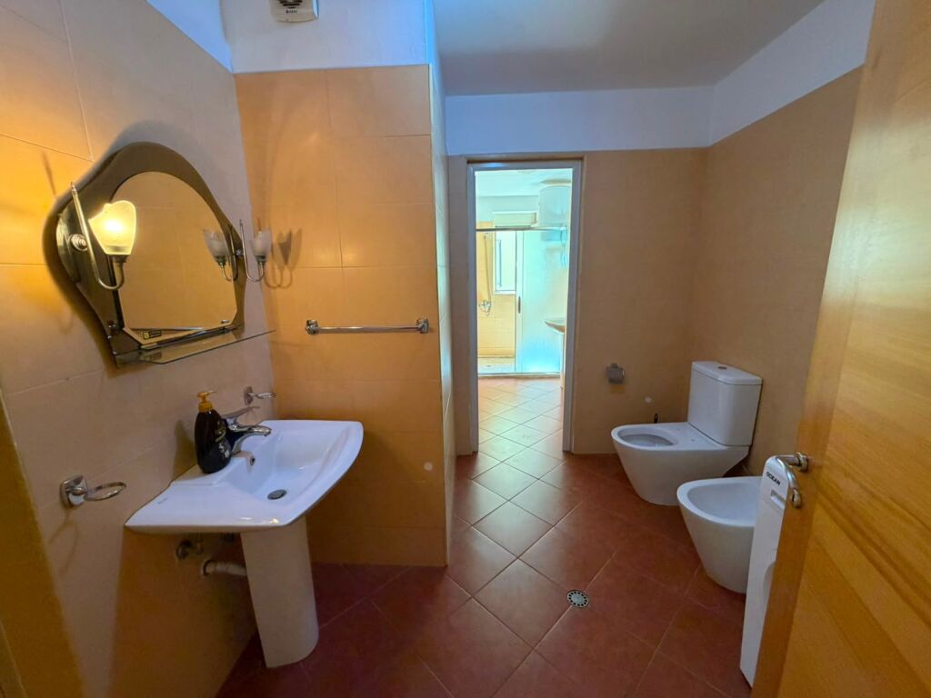 Affittasi appartamento 2+1 vicino al lago secco
