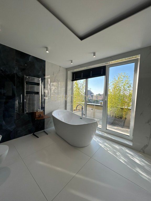 UNIQUE PENTHOUSE FOR SALE IN THE HEART OF THE FORMER BLOK Exclusive Penthouse – A New Standard of Luxurious Living!
