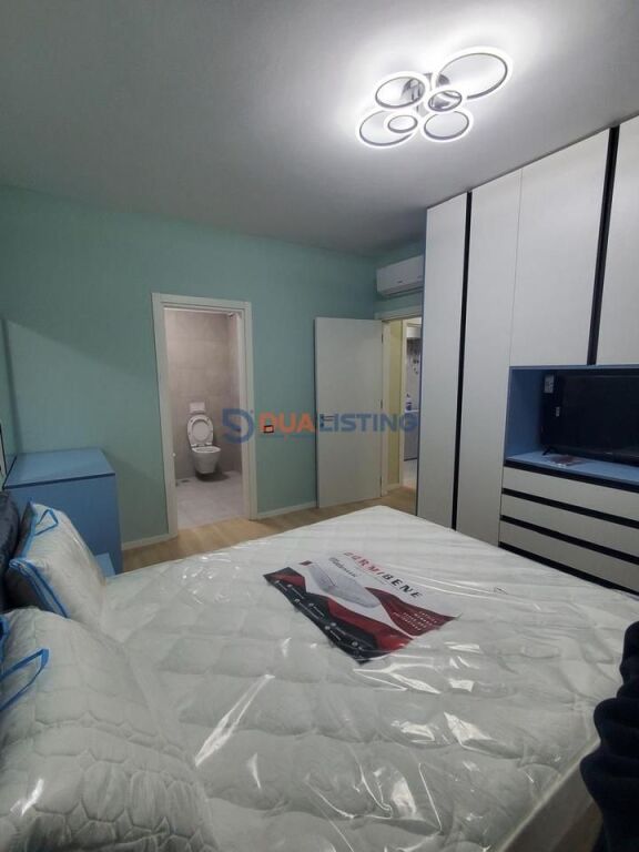 Affittiamo appartamento 2+1+2 con parcheggio presso Met Invest, Lago Secco.