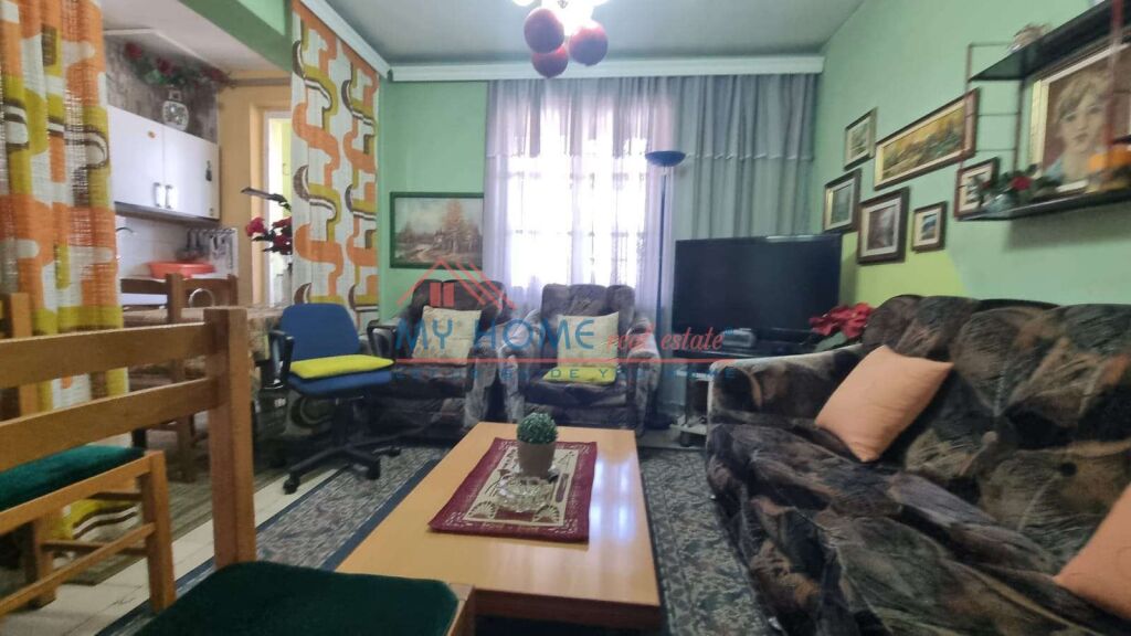 Appartamento 1+1 in Vendita a Komuna e Parisit a Tirana