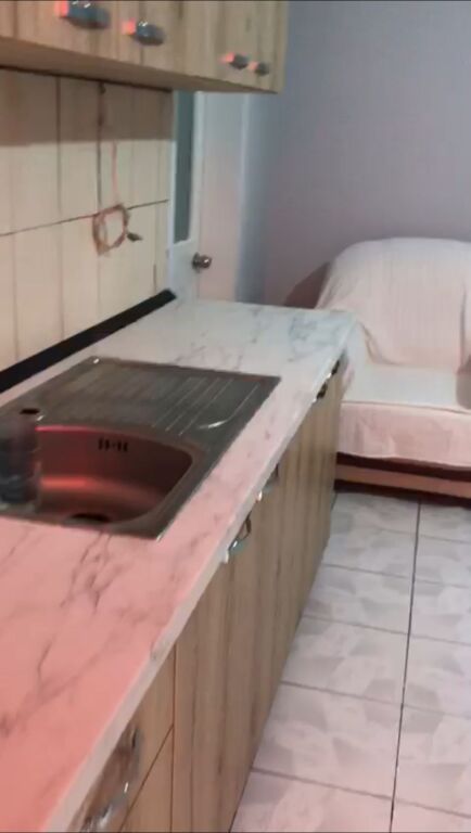Apartment 1+1. 35000 leke.Durres Street