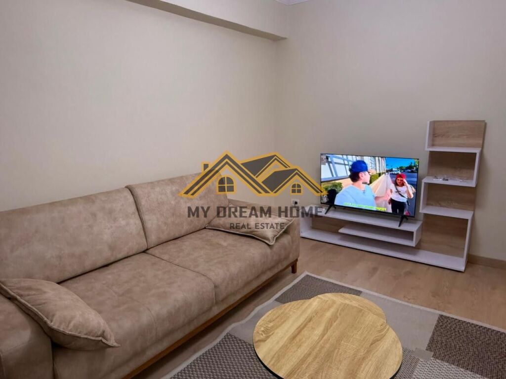 JEPET ME QIRA APARTAMENT 1+1 TEK RRUGA E RE E PORTIT!