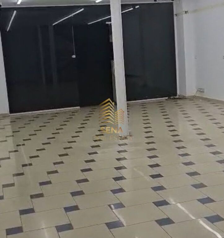 For rent, Duplex business premises 134m², Myslym Shyri Street, 150,000 Lek/month