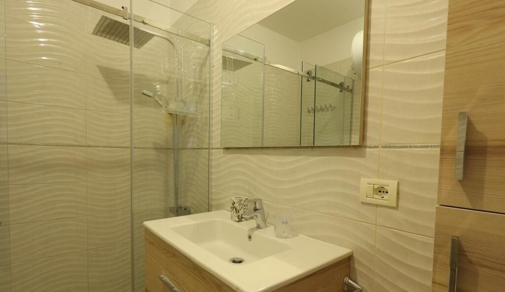 Vendita | Apartament 2 + 1 | Tregu Elektrik | 190000 €