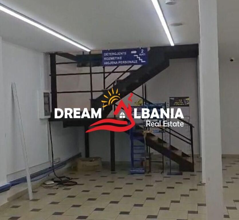 Affittasi negozio duplex in via Islam Alla, Tirana (ID 42711089)
