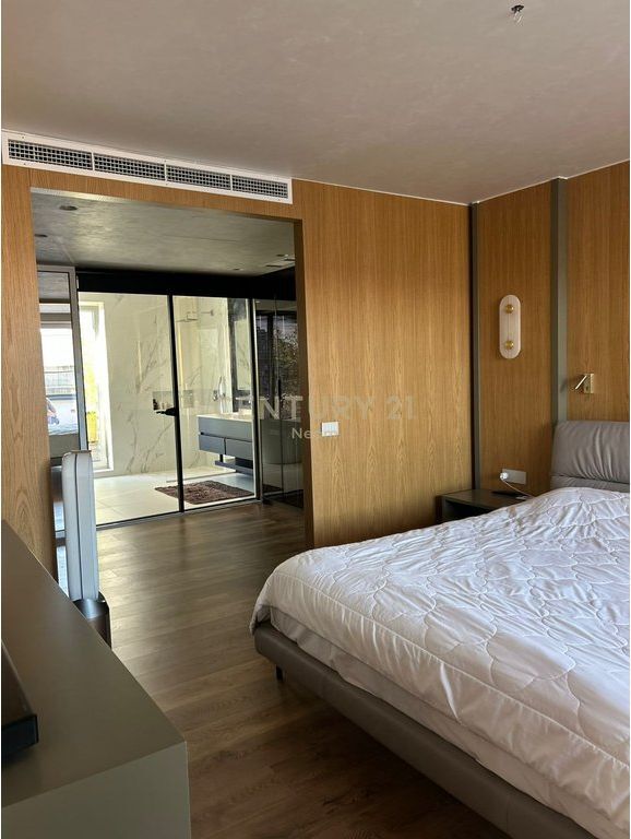 UNIQUE PENTHOUSE FOR SALE IN THE HEART OF THE FORMER BLOK Exclusive Penthouse – A New Standard of Luxurious Living!