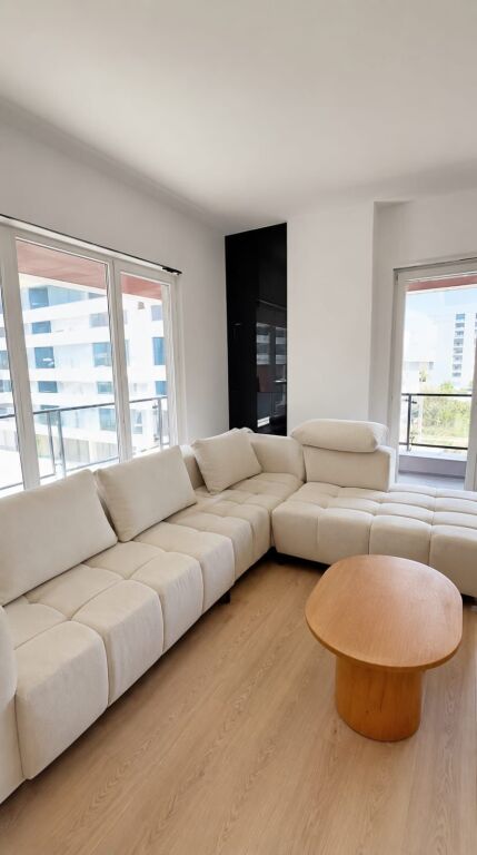 VENDESI APPARTAMENTO 2+1+2 A UNIVERS CITY