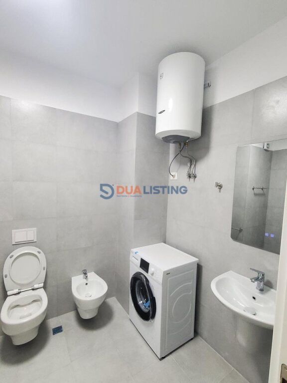 Affittiamo appartamento 2+1+2 con parcheggio presso Met Invest, Lago Secco.
