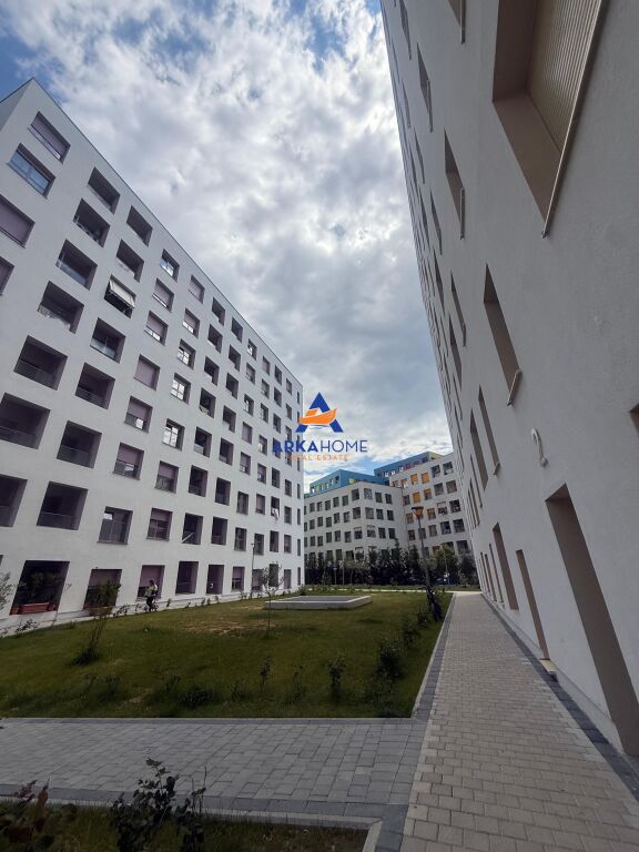 VENDESI APPARTAMENTO 1+1 "KADIU, ALI DEM" 72000 EURO