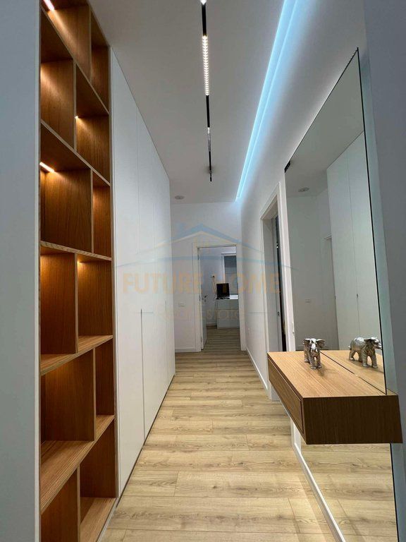 Rent, Apartment 2+1+2+Parking Space, Botanical Garden, Tirana 1,200 €