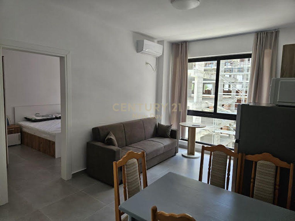 Appartamento in vendita vicino a Liburna Residence.